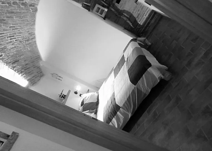 Bed and Breakfast Via Cavour 3*